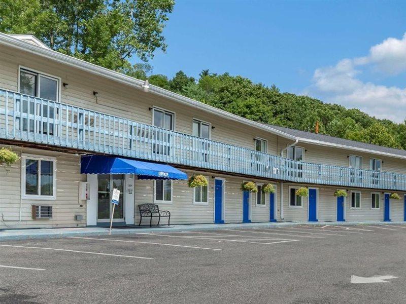 Econo Lodge Lee - Great Barrington Exteriér fotografie