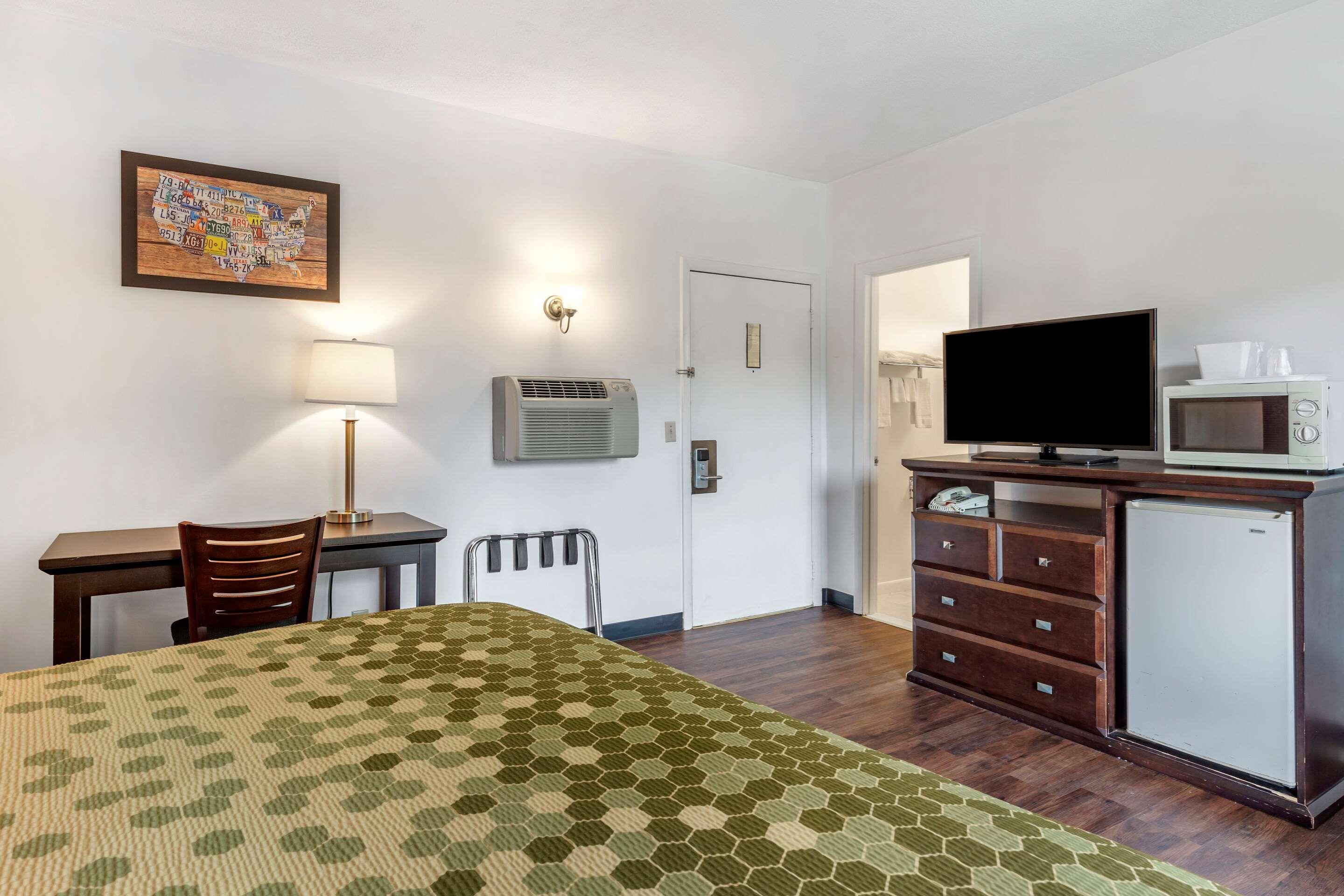 Econo Lodge Lee - Great Barrington Exteriér fotografie