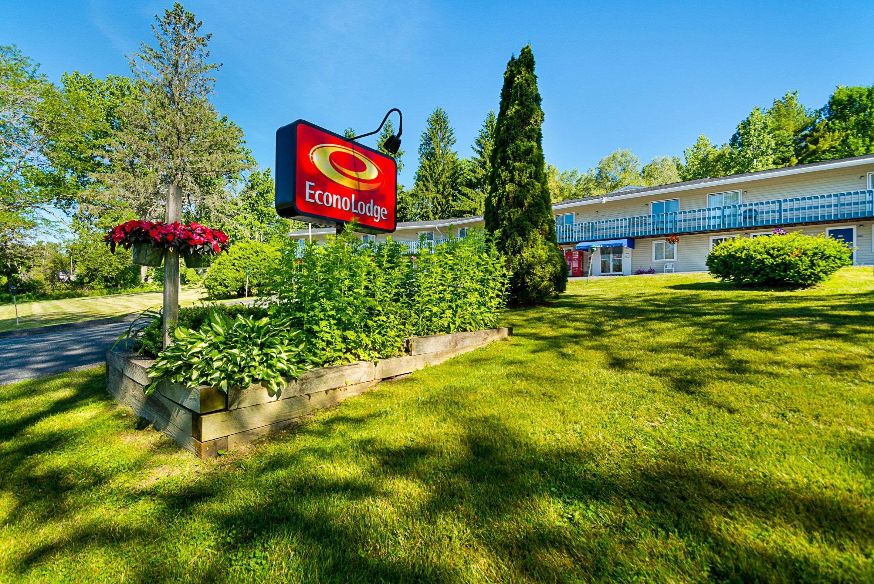 Econo Lodge Lee - Great Barrington Exteriér fotografie