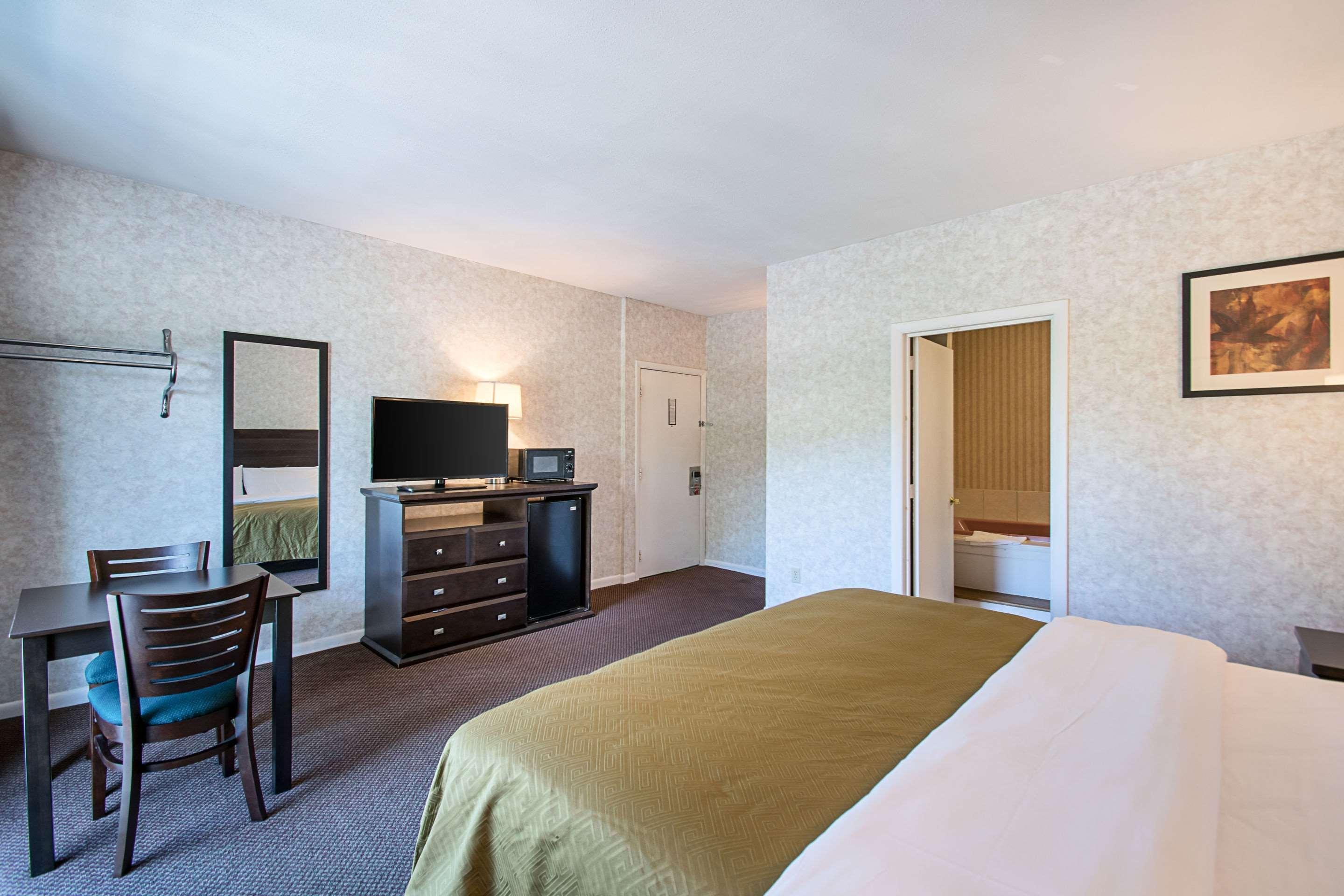 Econo Lodge Lee - Great Barrington Exteriér fotografie